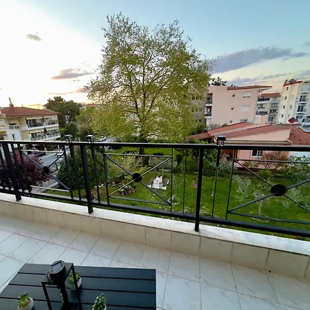 Elissavet Maison Peraía
